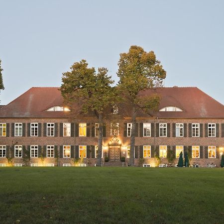 Romantik Hotel Gutshaus Ludorf ภายนอก รูปภาพ